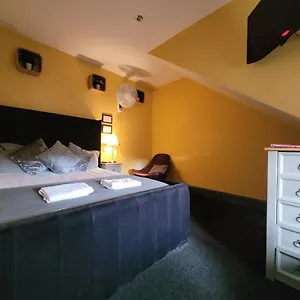 Pensión - No59, Edimburgo